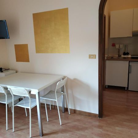 B&B Villa Filotea & Apartment 代森扎诺-德尔加达 外观 照片
