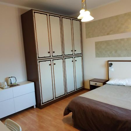 B&B Villa Filotea & Apartment 代森扎诺-德尔加达 外观 照片