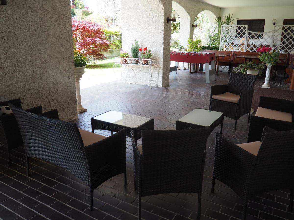 B&B Villa Filotea & Apartment 代森扎诺-德尔加达 外观 照片