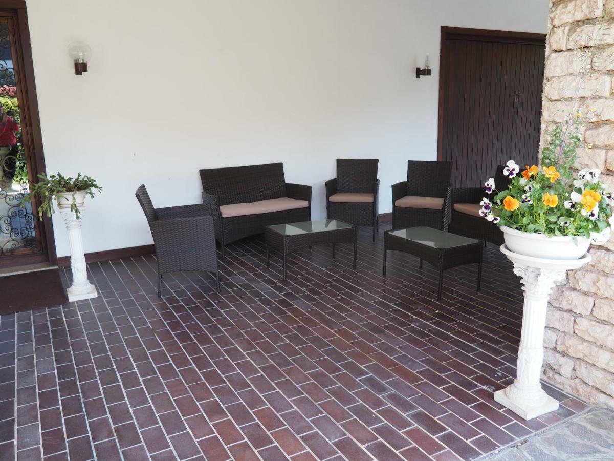 B&B Villa Filotea & Apartment 代森扎诺-德尔加达 外观 照片