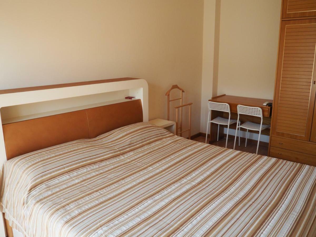 B&B Villa Filotea & Apartment 代森扎诺-德尔加达 外观 照片